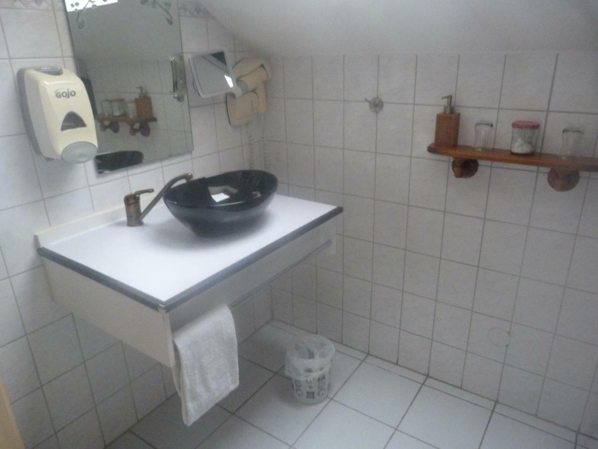 Des Hauts Viaux Hotel *